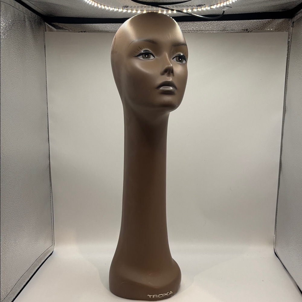 Brown Display Mannequin Head Wigs.